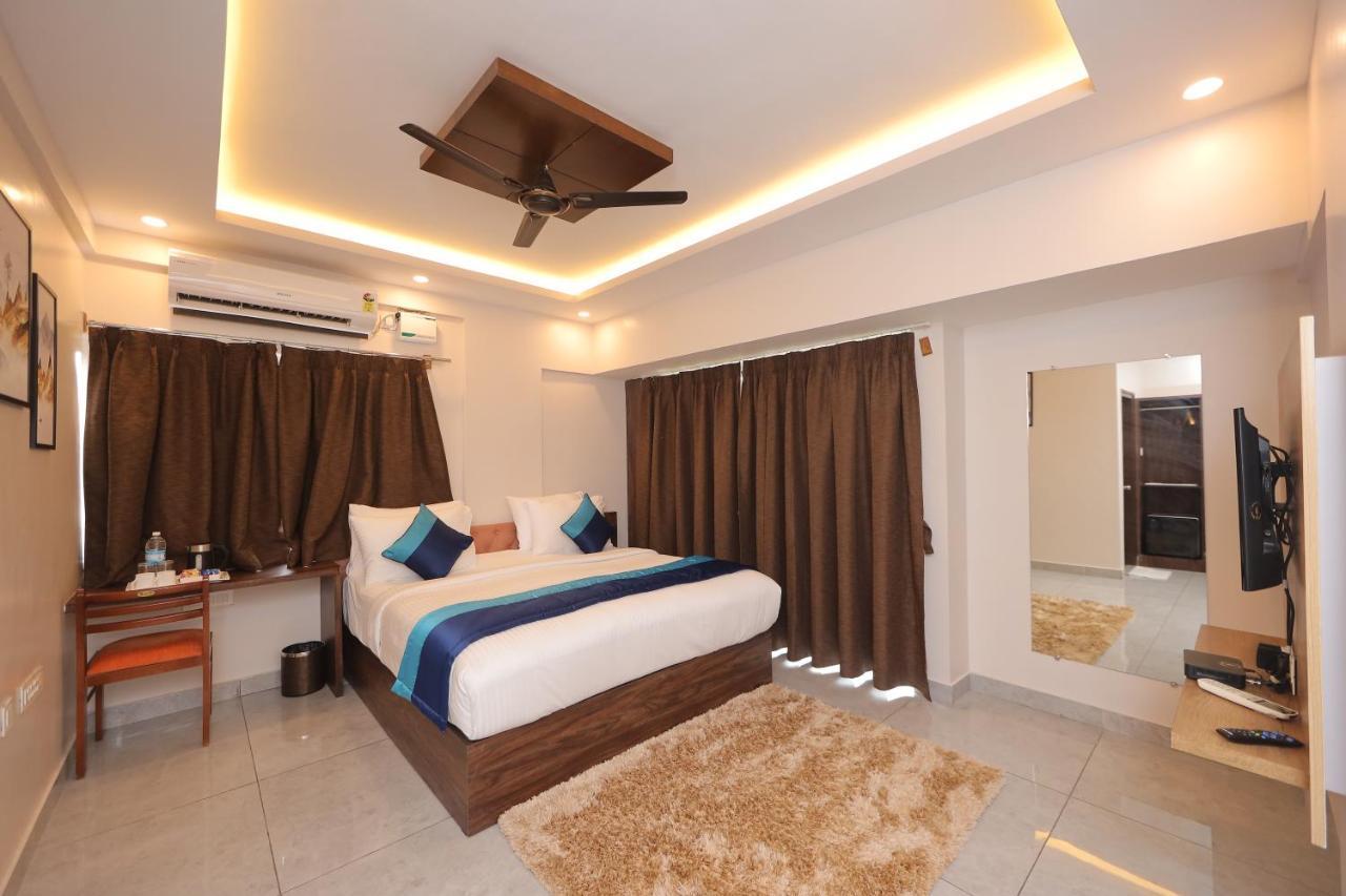 Vovo Hotels Yelahanka Exteriör bild