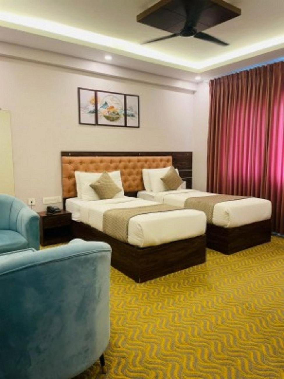 Vovo Hotels Yelahanka Exteriör bild